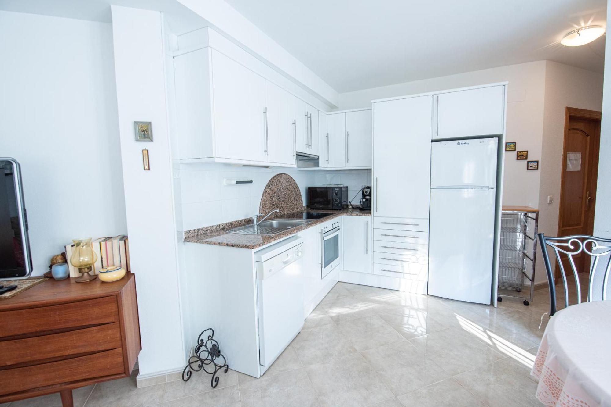 Apartamento Primera Linea De Mar Амполья Экстерьер фото